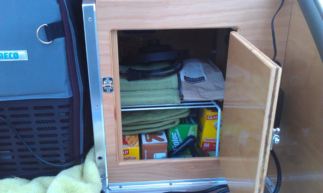 kitchen%20shelf2.jpg