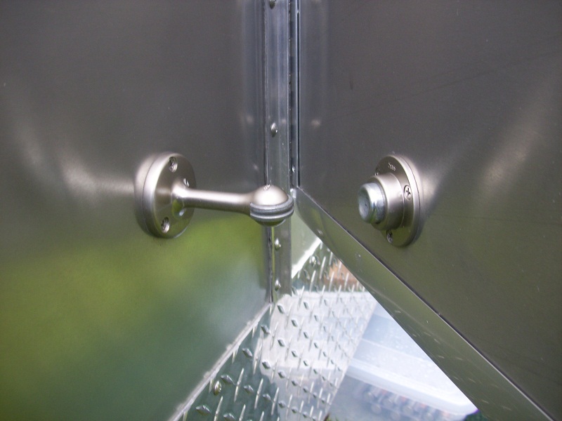MagneticDoorStopper.JPG