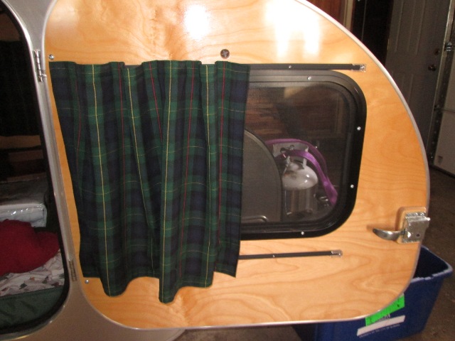 curtain%20002.jpg
