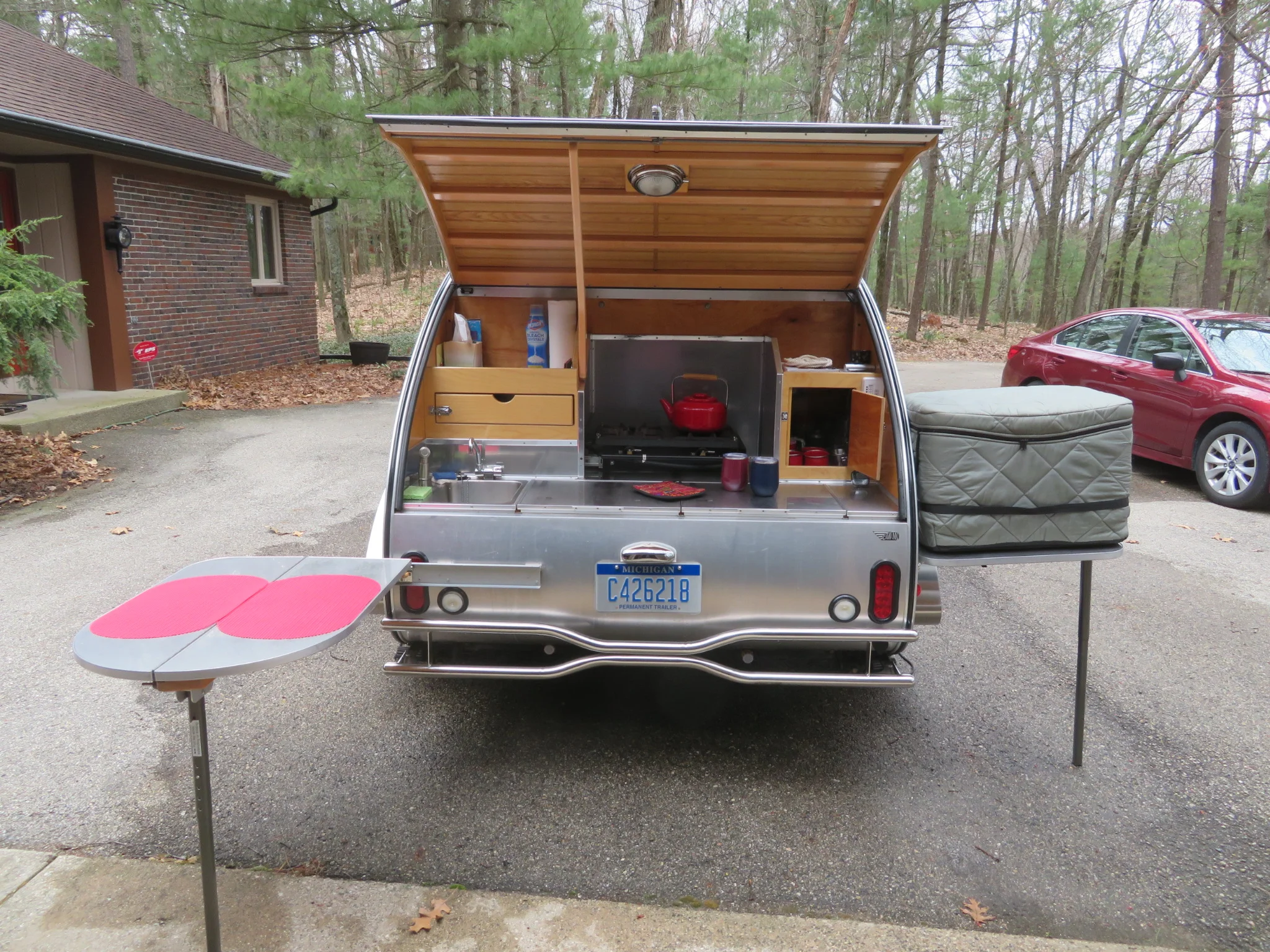 419725EF-3B64-4EB6-8F21-5FB2063F3A97