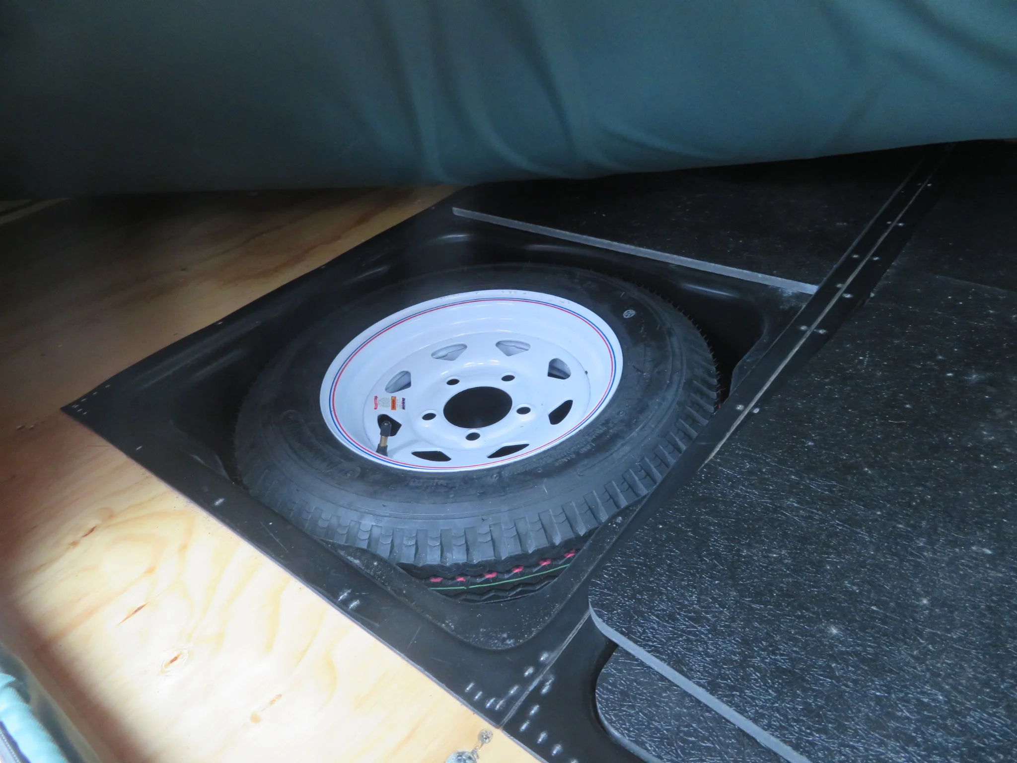 AA7F28EE-7F1E-49BC-AD49-20803AF14189