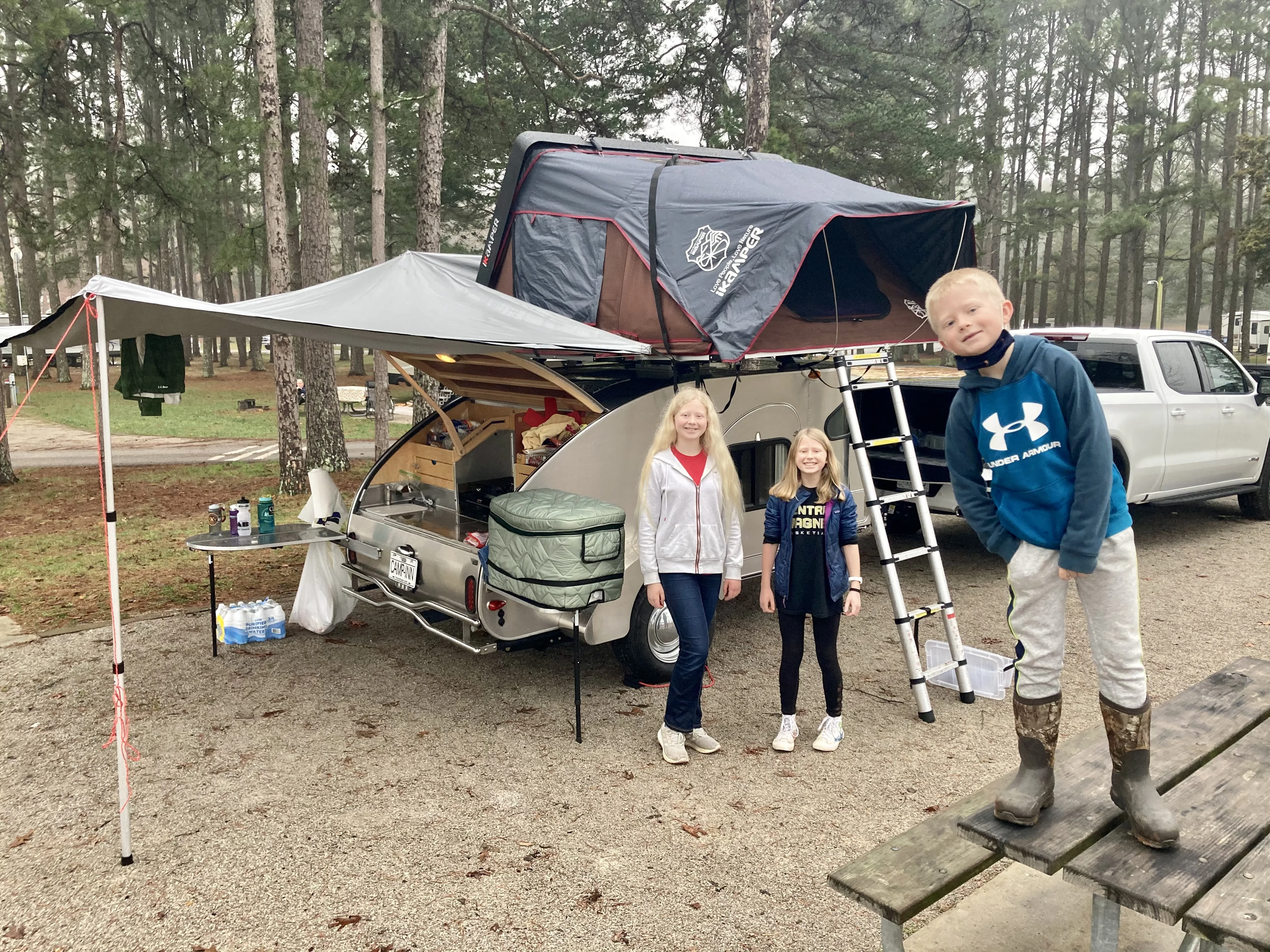 EDEBE0DB-F716-4222-926F-A35A0E4B0928